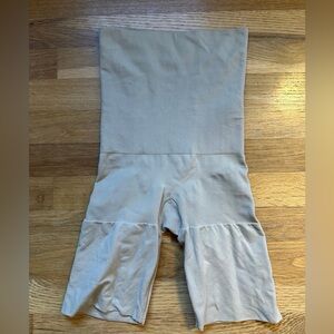 Love Your ASSETS by Sara Blakely High Waist Seamless Shapewear